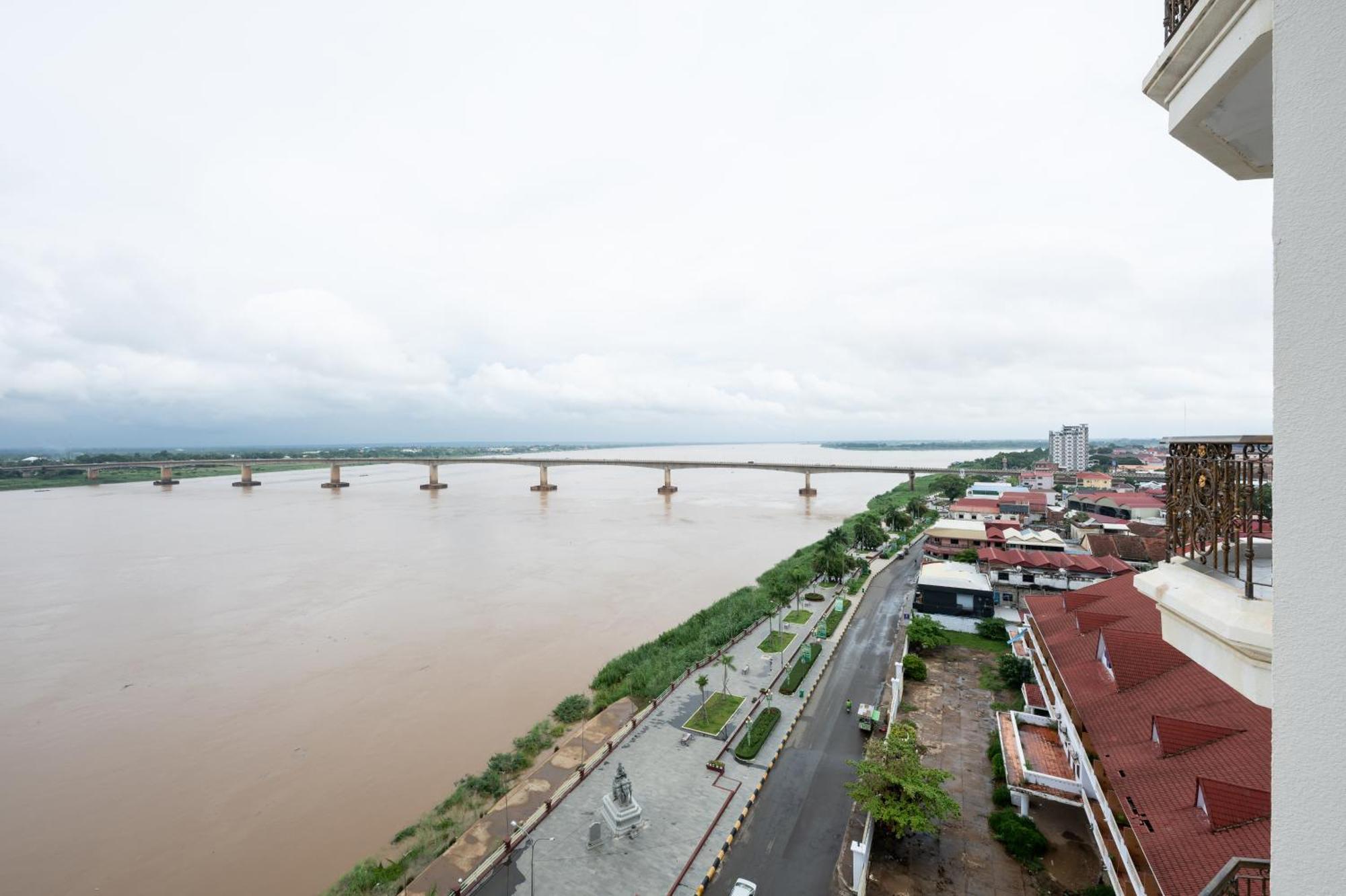 Lbn Asian Hotel Kampong Cham Exteriér fotografie